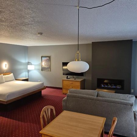 Hotel Baie Saint Paul מראה חיצוני תמונה