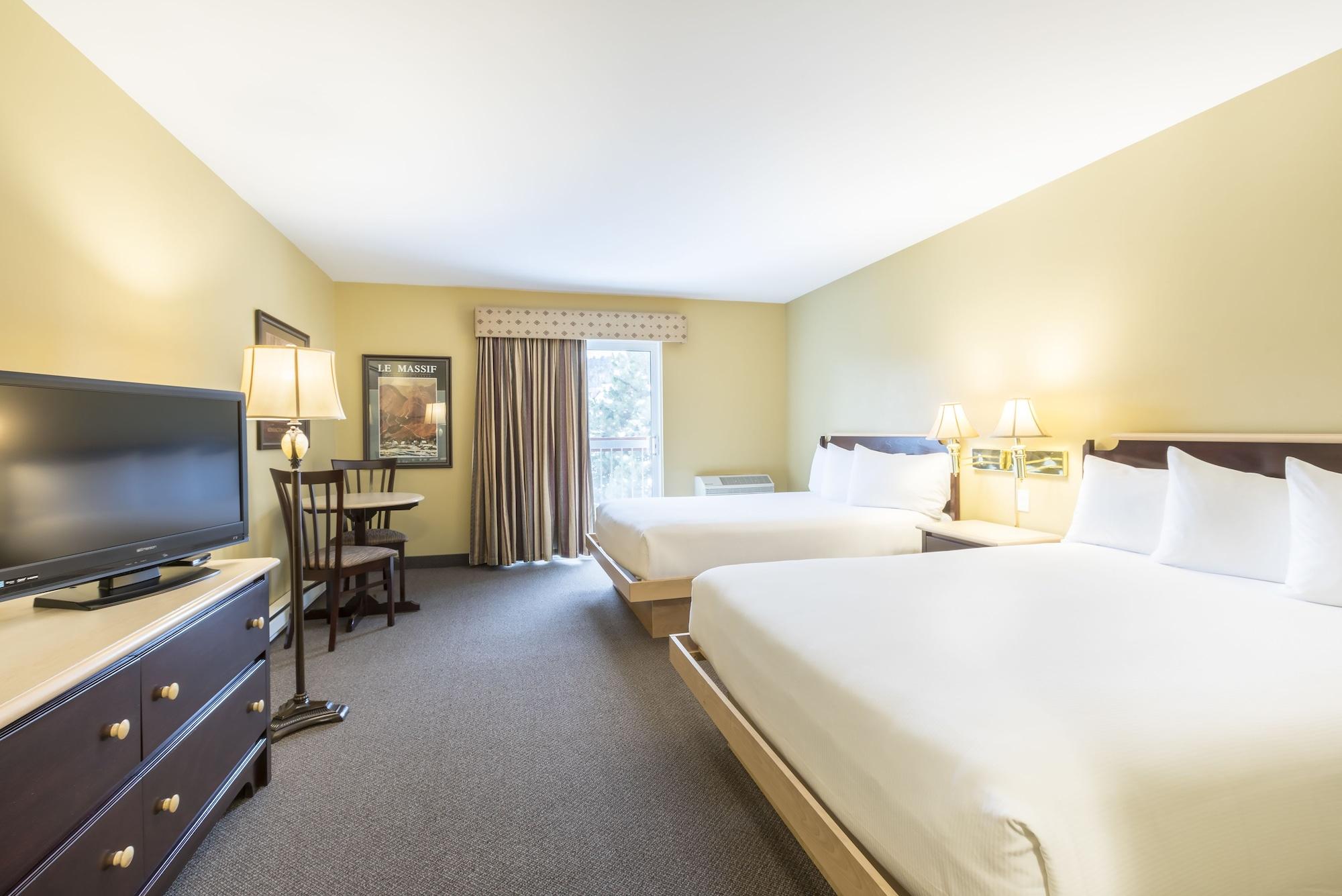 Hotel Baie Saint Paul מראה חיצוני תמונה