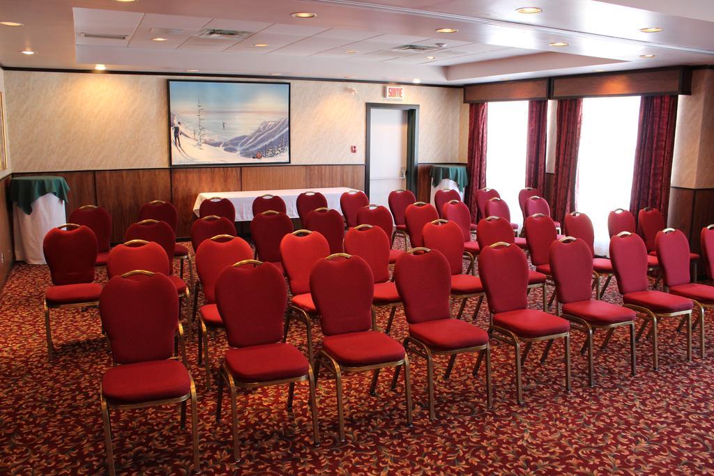 Hotel Baie Saint Paul מראה חיצוני תמונה