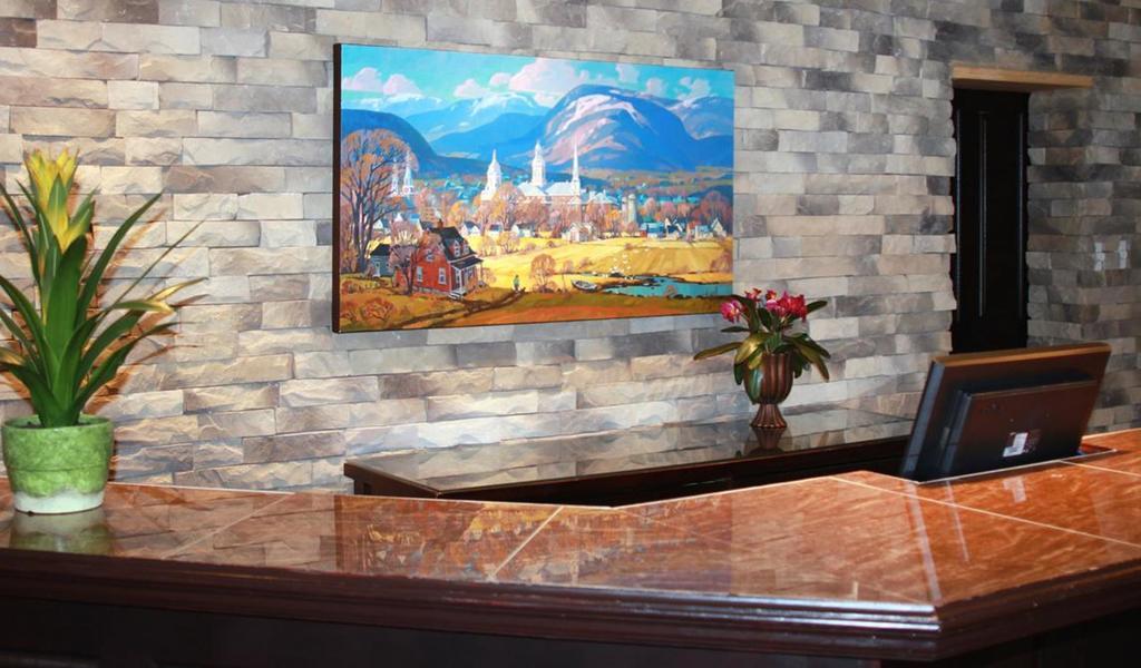 Hotel Baie Saint Paul מראה חיצוני תמונה