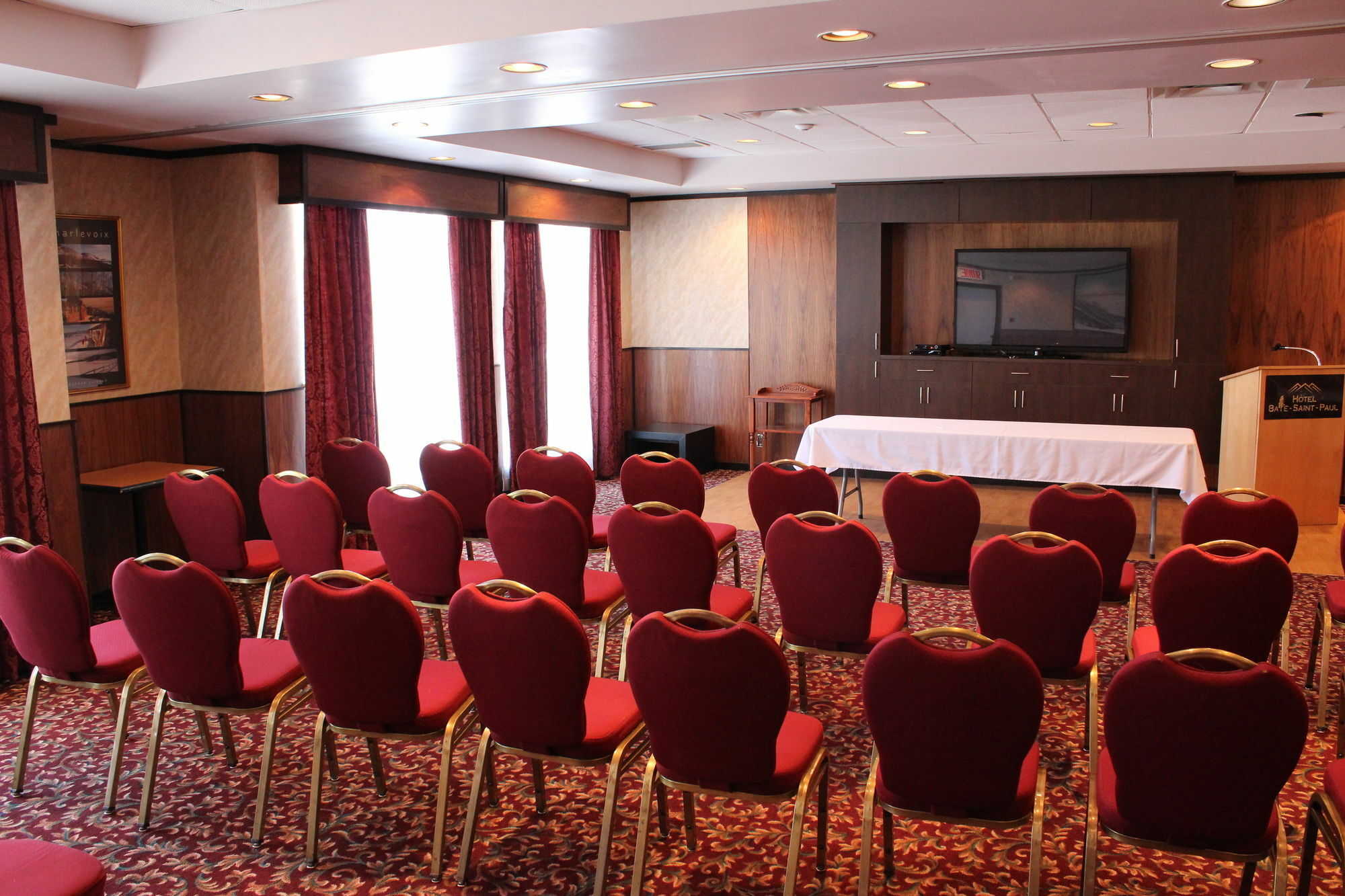 Hotel Baie Saint Paul מראה חיצוני תמונה
