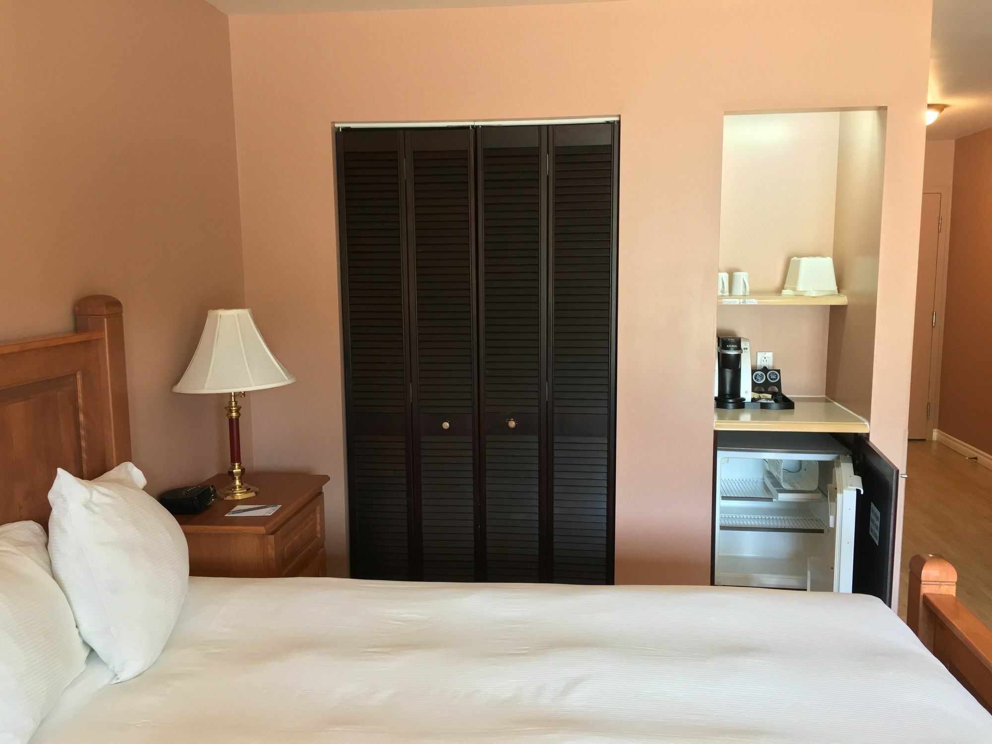 Hotel Baie Saint Paul מראה חיצוני תמונה