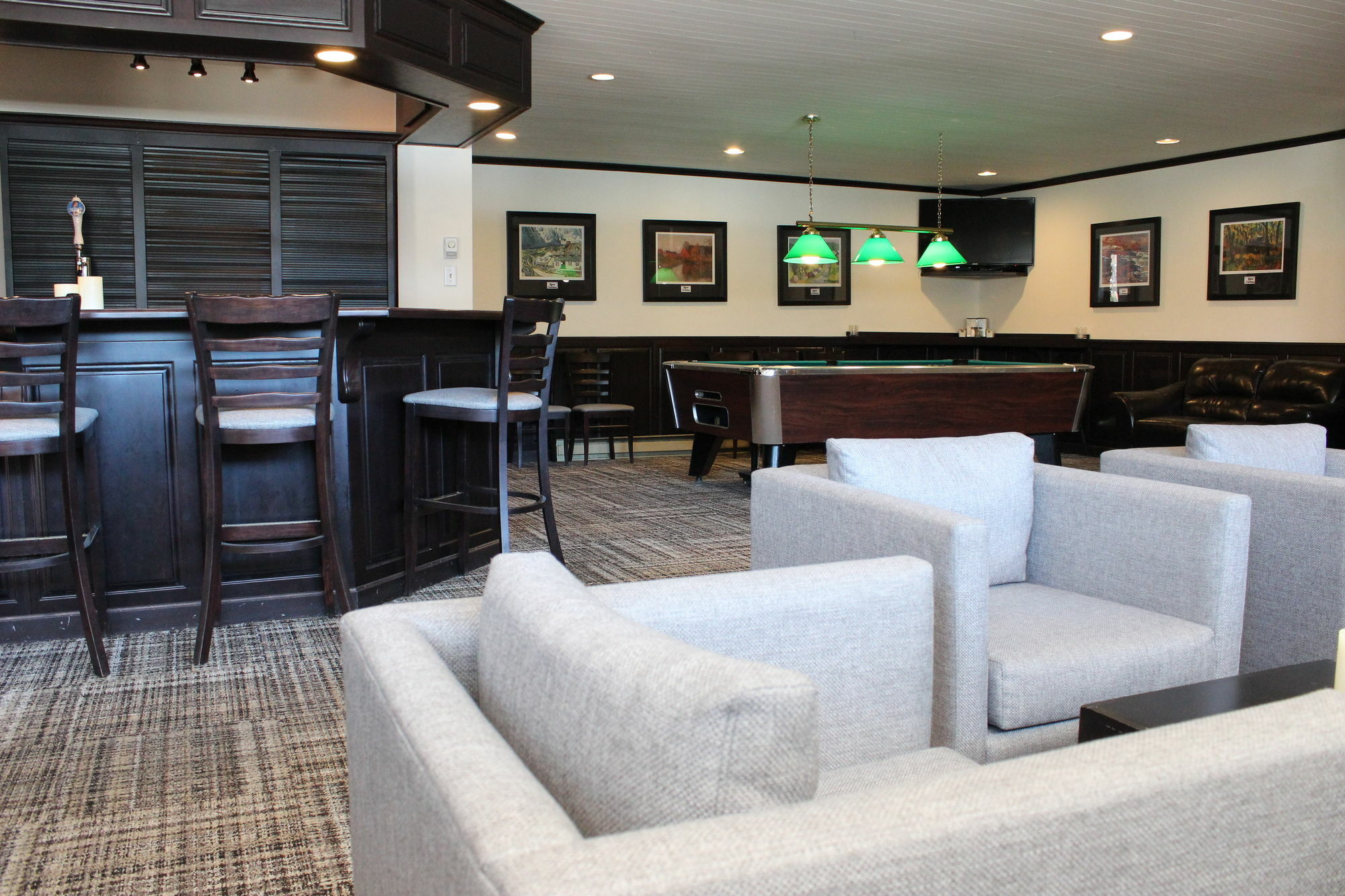 Hotel Baie Saint Paul מראה חיצוני תמונה